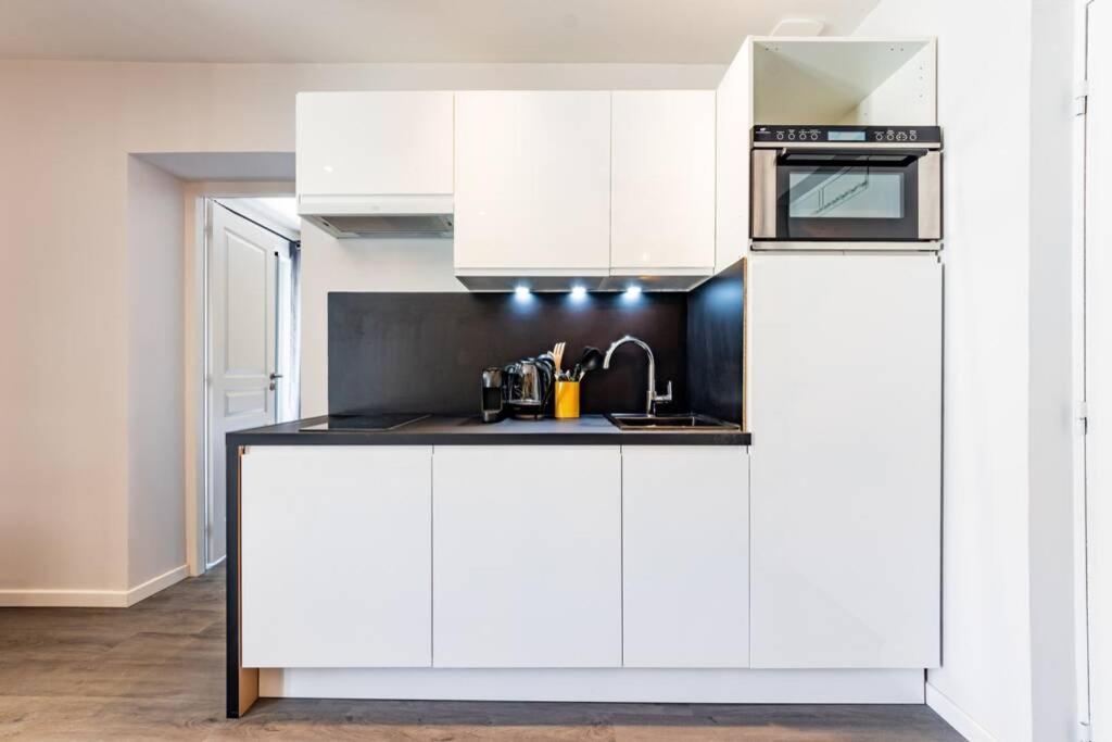 אז'ן Le Black & Yellow - Appart'Hotel - Clim - Netflix - Parking Gratuit - Nestor & Margot מראה חיצוני תמונה